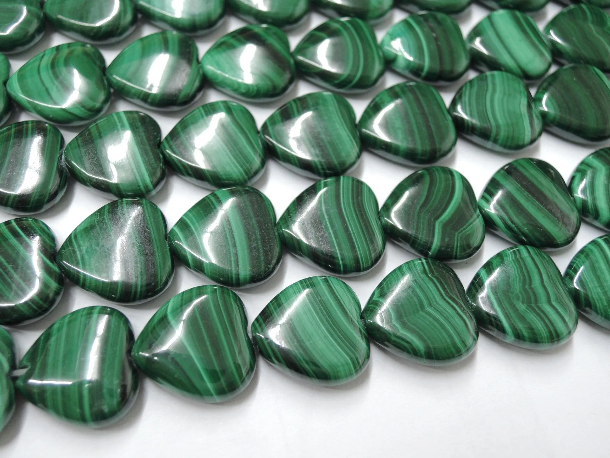 12mm Genuine natural green malachite stone heart beads