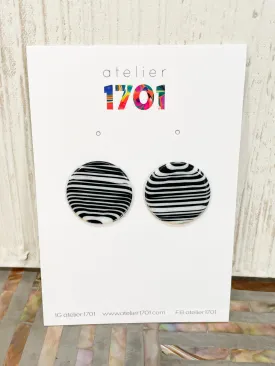 Circle Post Earrings, Black/White