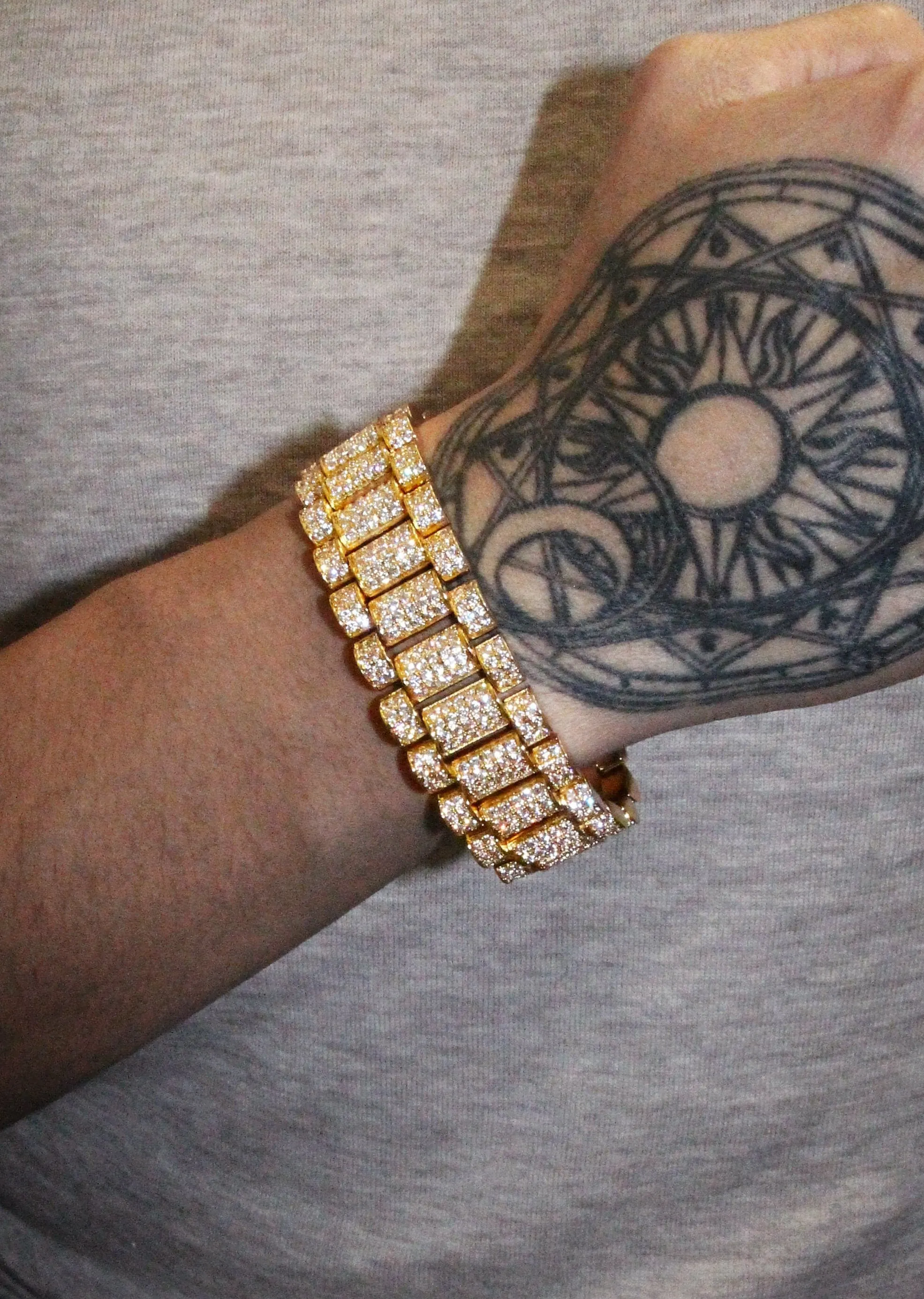 Gold Plated Mens Iced Out Presidential Band Bracelet