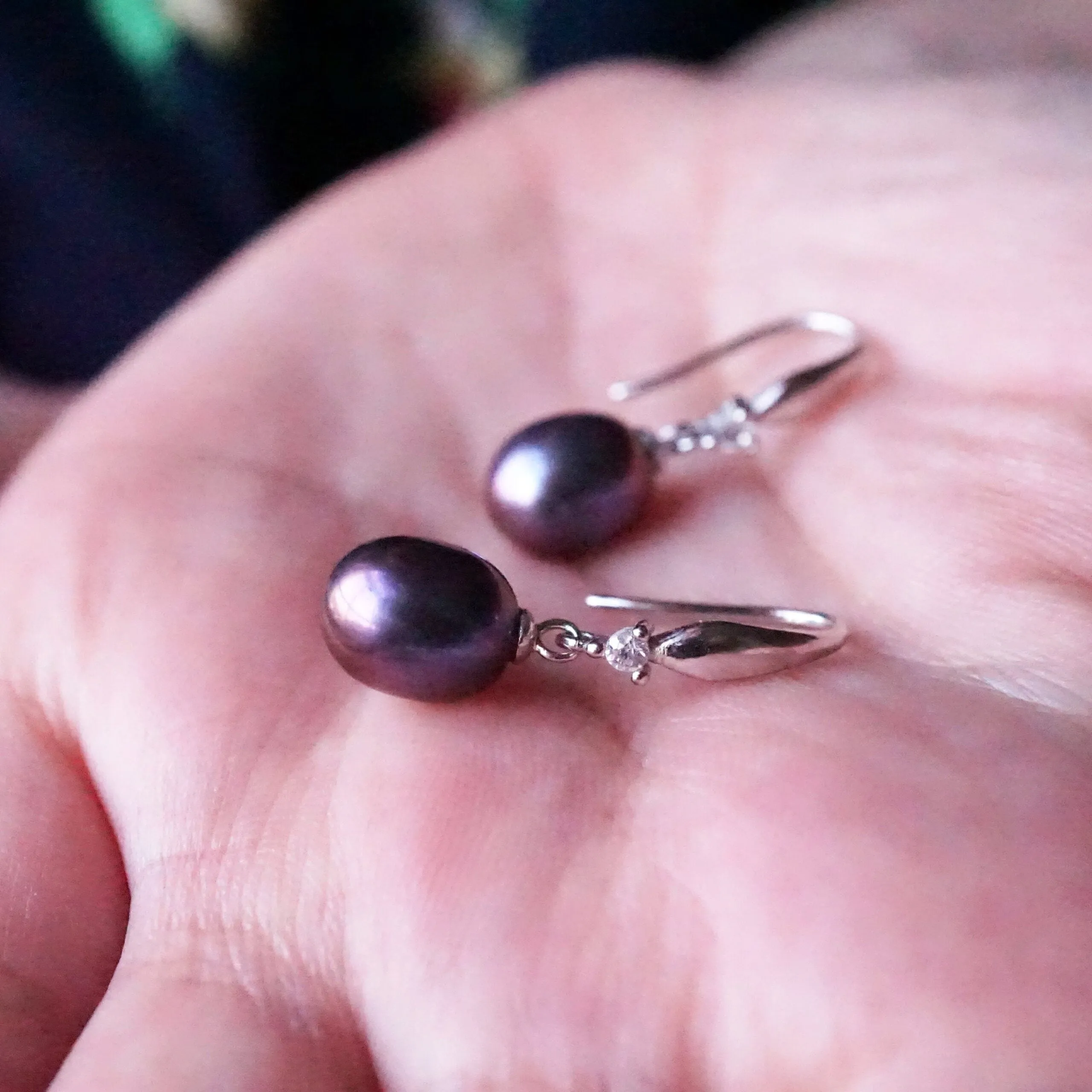 Isla X - Real Silver Freshwater Pearl Drop Earrings