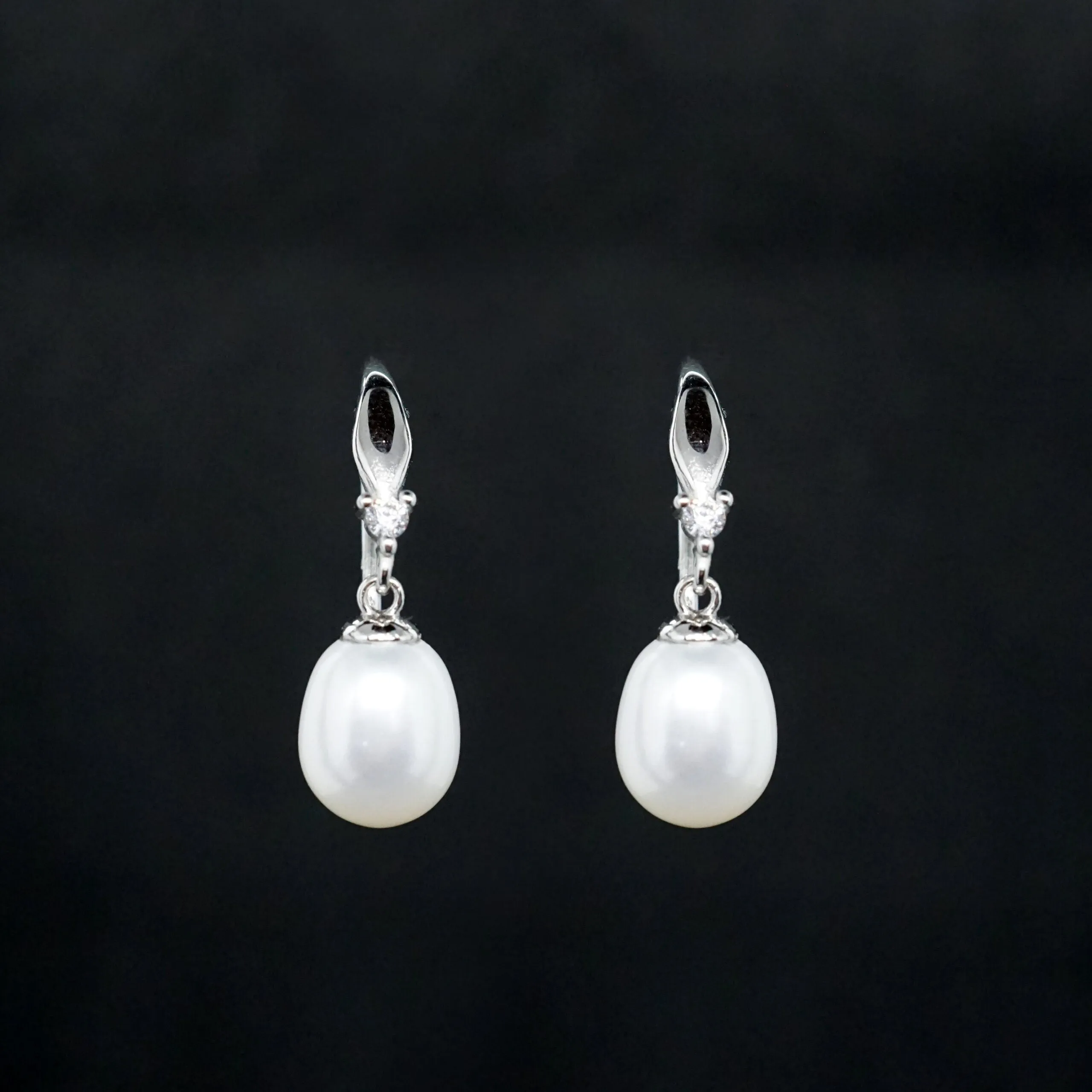 Isla X - Real Silver Freshwater Pearl Drop Earrings