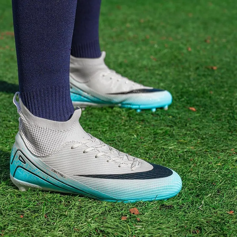 Men's Soccer Shoes Cleats Professional High-Top Athletic Turf Football Shoes Outdoor Indoor Professional Futsal Football Training Sneakers